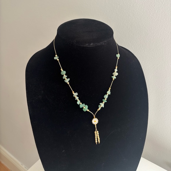 Jewelry - Gold Chain Necklace with Green Bead Accents and Daisy Pendant